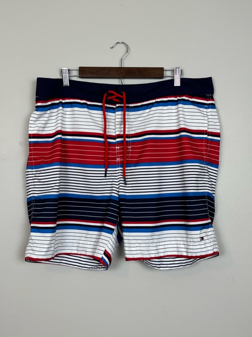 Tommy Hilfiger Swim Trunks Mens XL Red White Blue Striped‎ Patriotic Mesh Lined